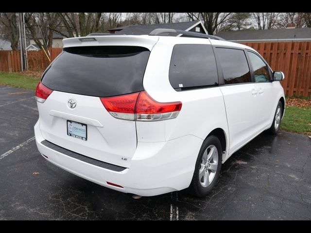 2013 Toyota Sienna LE