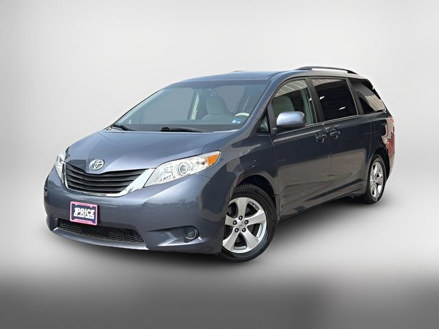 2013 Toyota Sienna LE