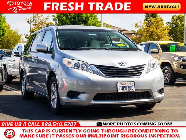 2013 Toyota Sienna LE