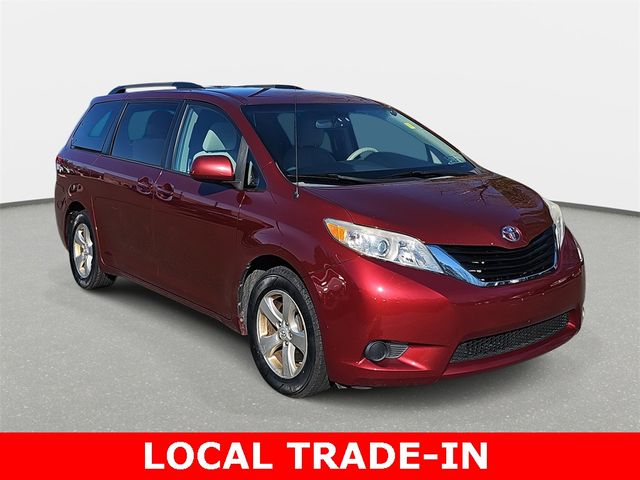 2013 Toyota Sienna LE