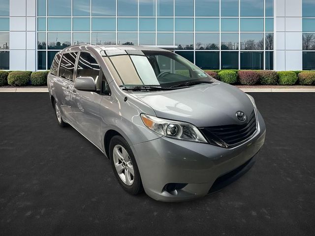 2013 Toyota Sienna LE