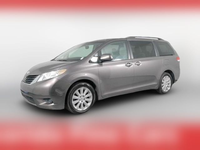 2013 Toyota Sienna LE