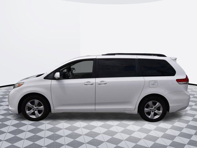 2013 Toyota Sienna 