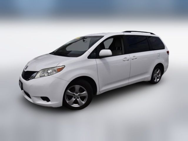 2013 Toyota Sienna 