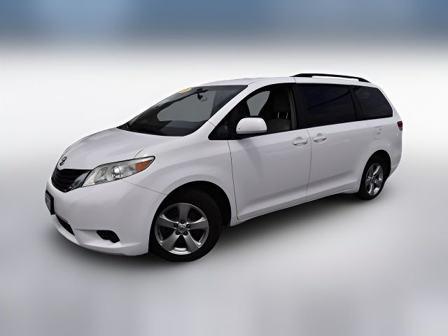 2013 Toyota Sienna 