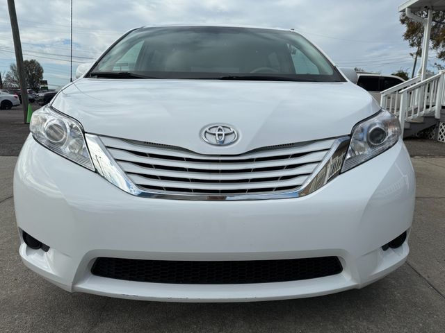 2013 Toyota Sienna LE