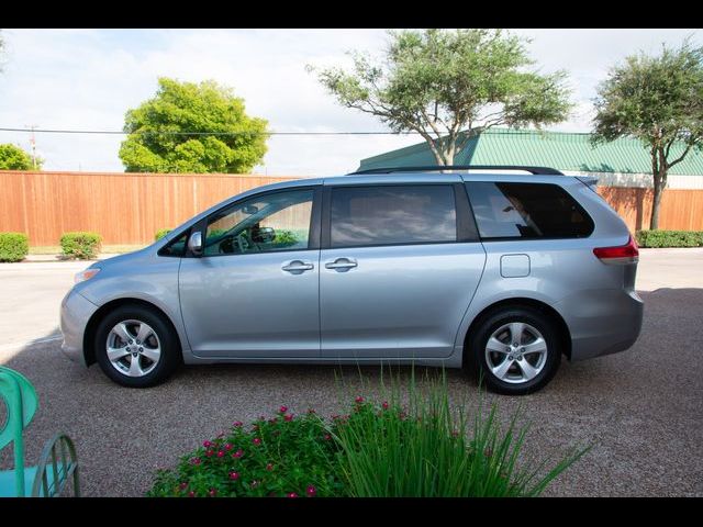 2013 Toyota Sienna 