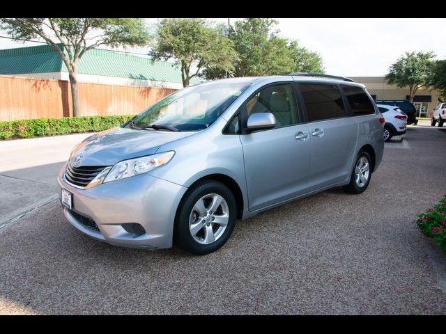 2013 Toyota Sienna 