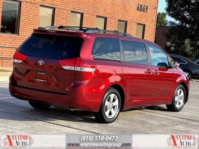 2013 Toyota Sienna 