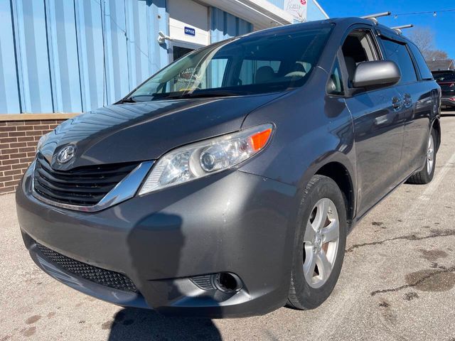 2013 Toyota Sienna 