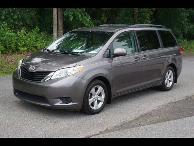 2013 Toyota Sienna 