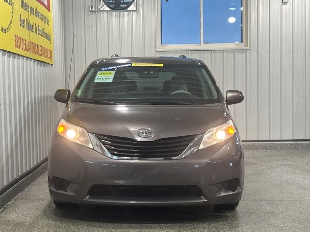 2013 Toyota Sienna 