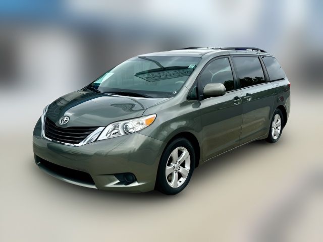 2013 Toyota Sienna 