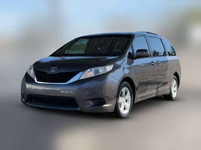 2013 Toyota Sienna LE
