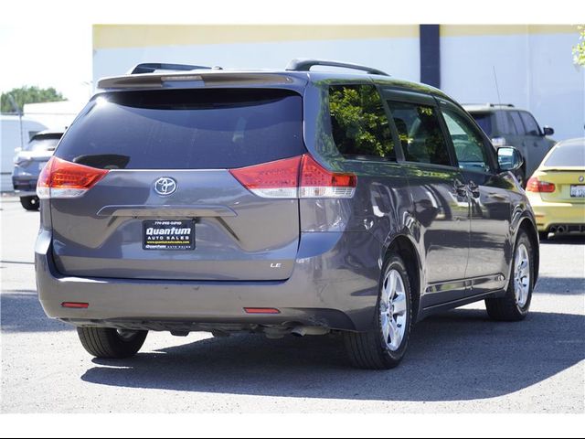 2013 Toyota Sienna 