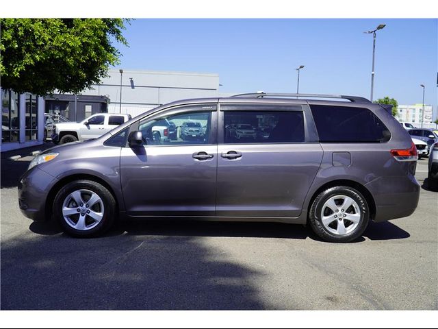 2013 Toyota Sienna 