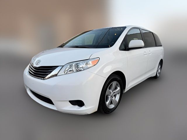 2013 Toyota Sienna LE