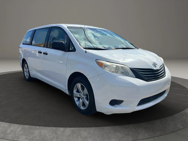 2013 Toyota Sienna L