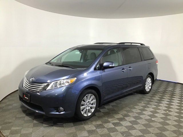 2013 Toyota Sienna 