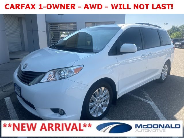 2013 Toyota Sienna XLE