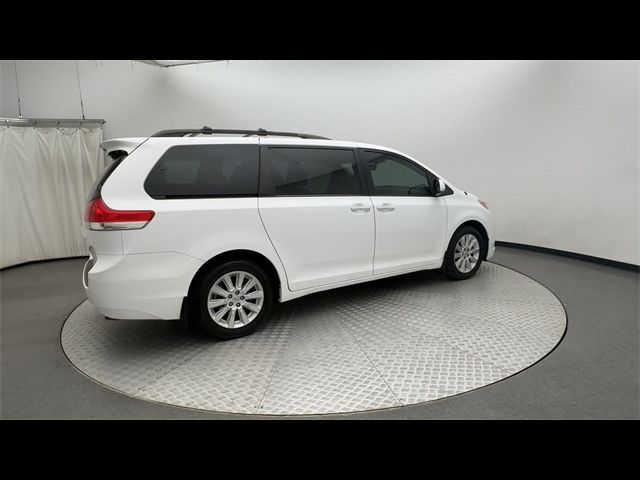 2013 Toyota Sienna XLE