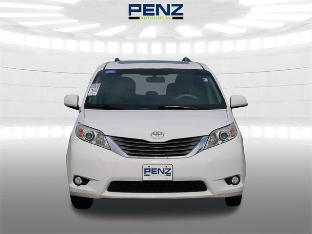 2013 Toyota Sienna XLE