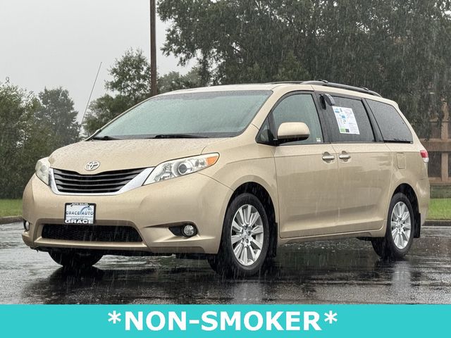 2013 Toyota Sienna 