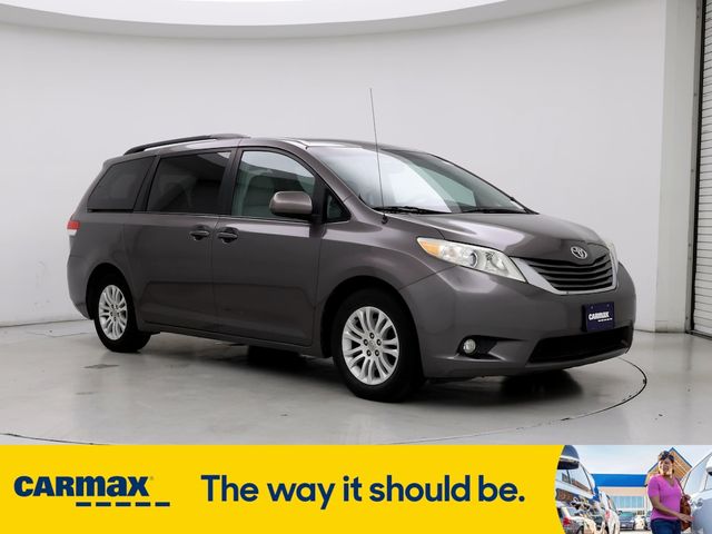 2013 Toyota Sienna 