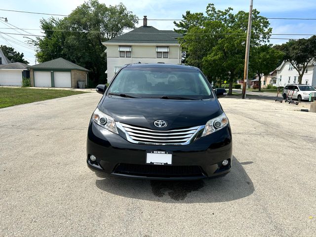 2013 Toyota Sienna 