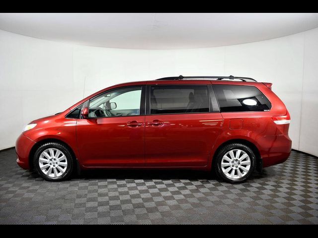 2013 Toyota Sienna XLE