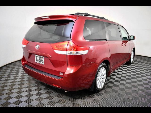 2013 Toyota Sienna XLE