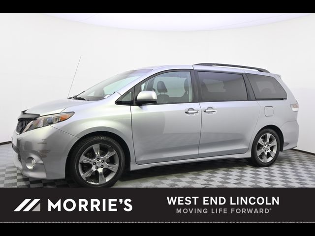 2013 Toyota Sienna SE