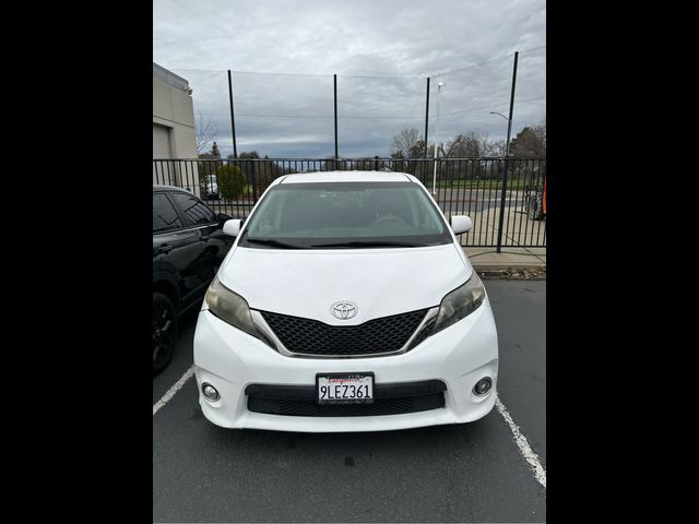 2013 Toyota Sienna SE