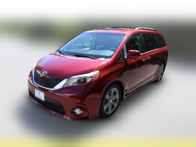2013 Toyota Sienna SE