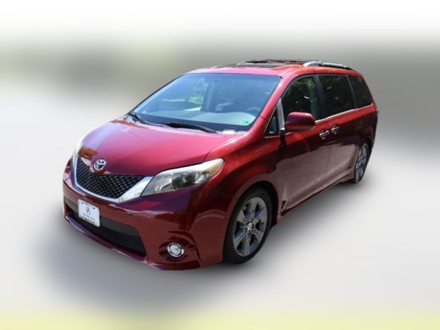 2013 Toyota Sienna SE