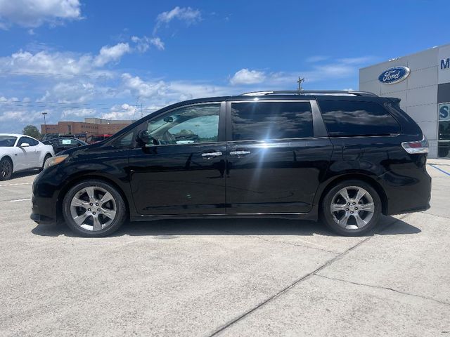 2013 Toyota Sienna SE