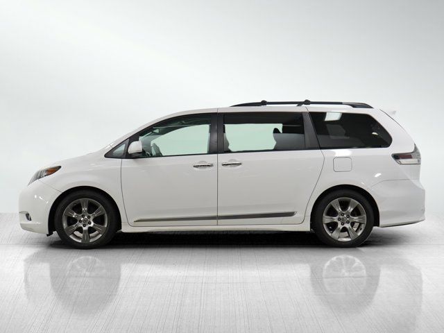 2013 Toyota Sienna SE