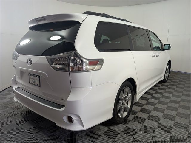 2013 Toyota Sienna SE