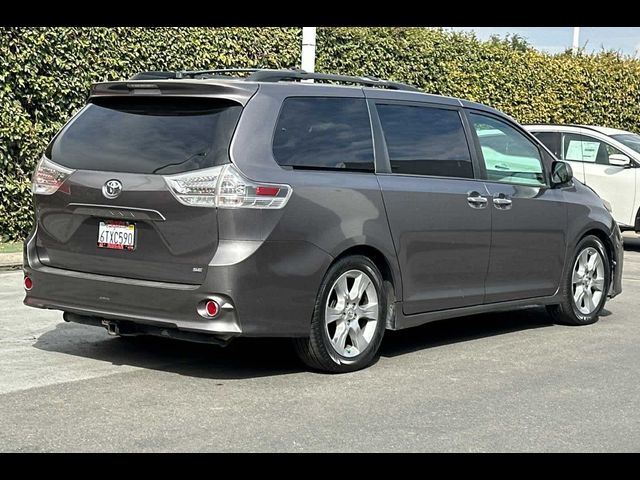 2013 Toyota Sienna SE