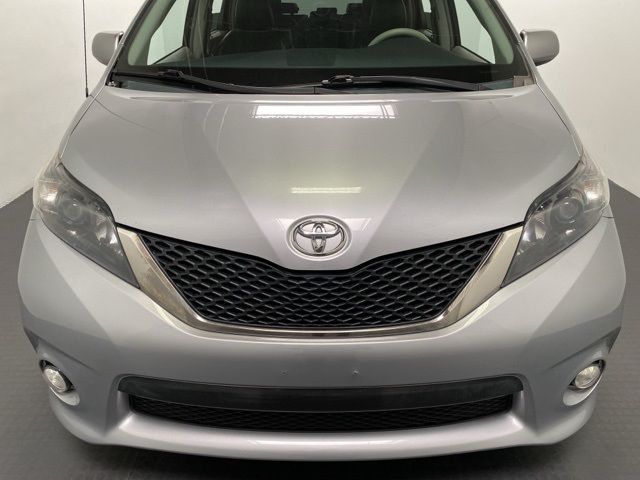 2013 Toyota Sienna SE