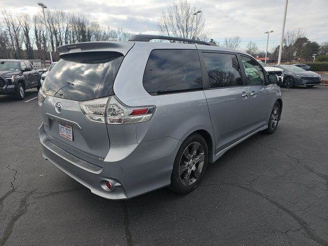 2013 Toyota Sienna SE