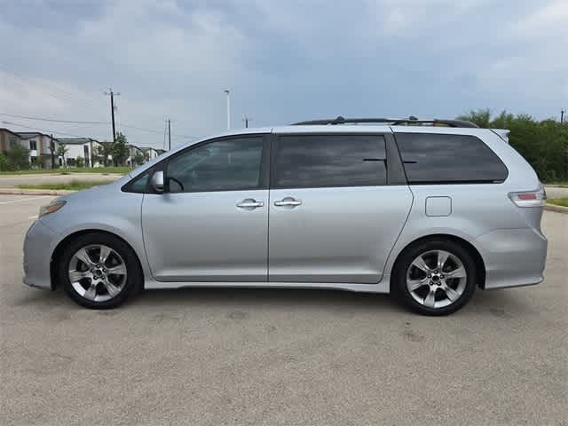 2013 Toyota Sienna SE
