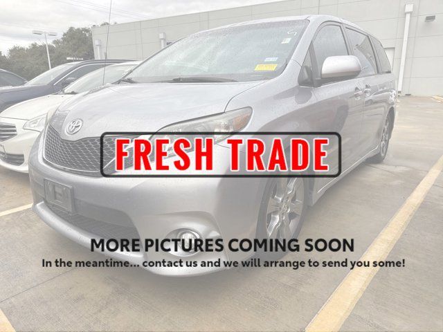 2013 Toyota Sienna SE