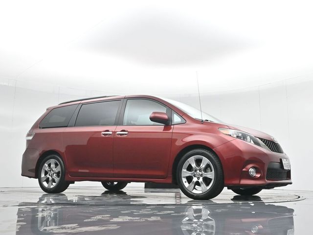 2013 Toyota Sienna SE