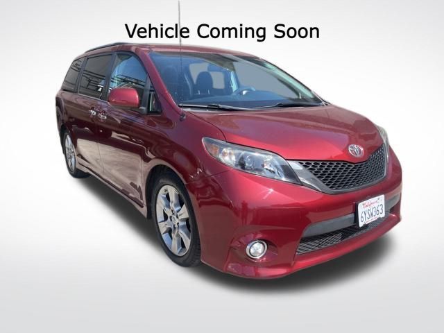 2013 Toyota Sienna SE