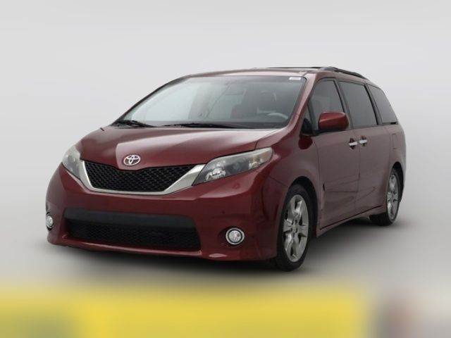 2013 Toyota Sienna SE