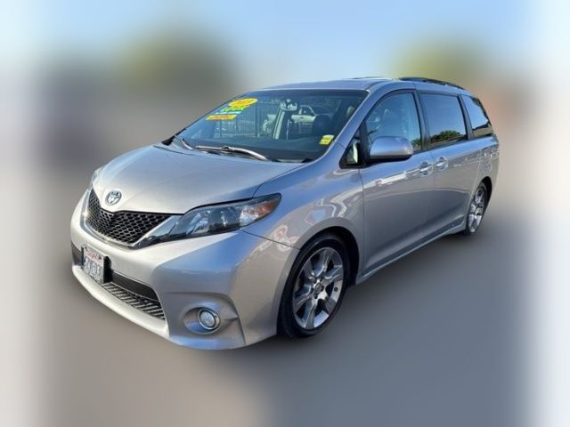 2013 Toyota Sienna SE