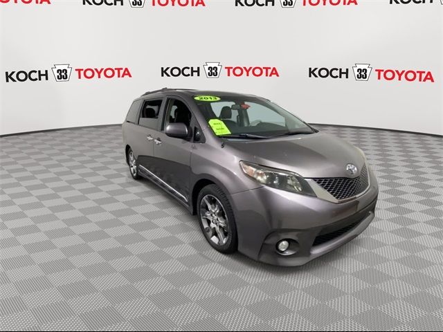 2013 Toyota Sienna SE