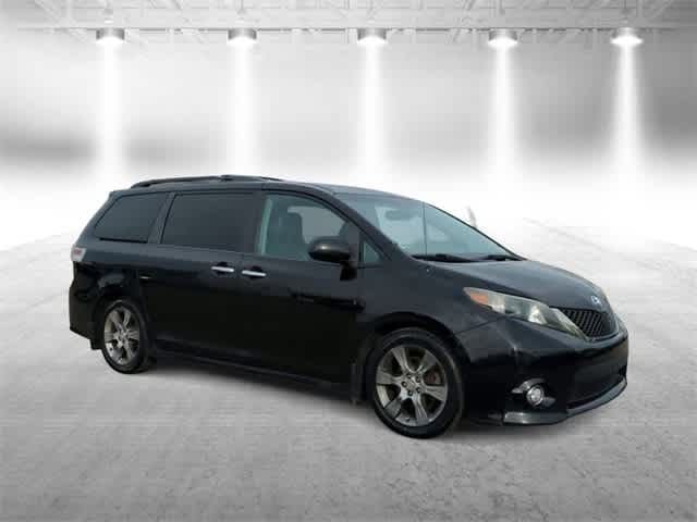 2013 Toyota Sienna SE