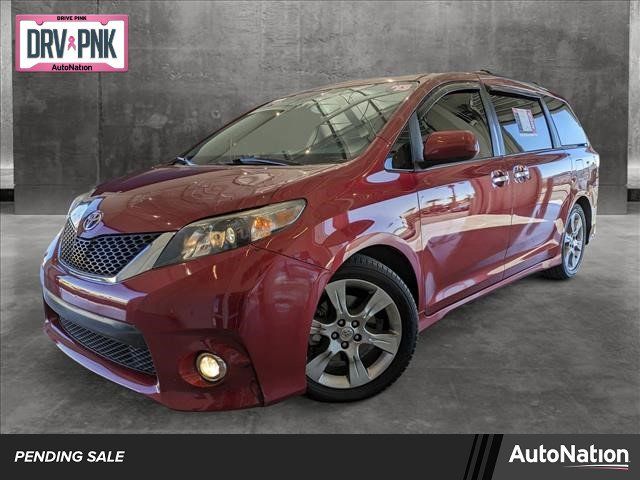 2013 Toyota Sienna SE